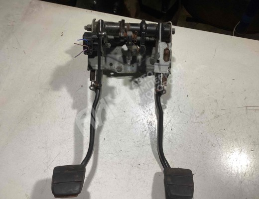 Узел педальный (блок педалей) Scania R-Series 2004-2016  Scania R-series R-Series 2004-2016