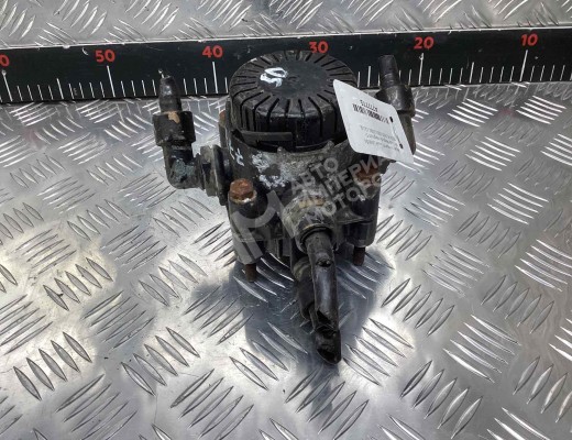 Кран ускорительный Renault Magnum E-TECH II 1997-2000  Renault Magnum Magnum E-TECH II 1997-2000