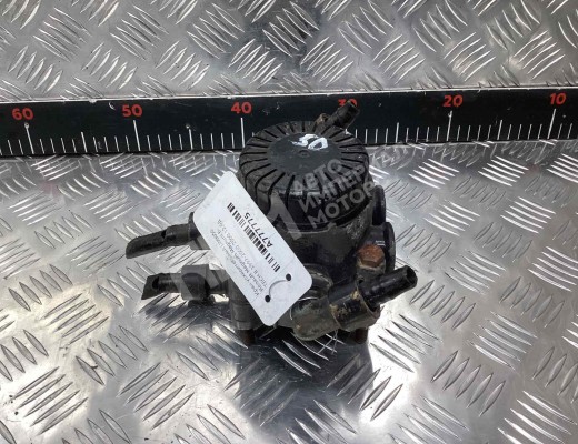 Кран ускорительный Renault Magnum E-TECH II 1997-2000  Renault Magnum Magnum E-TECH II 1997-2000