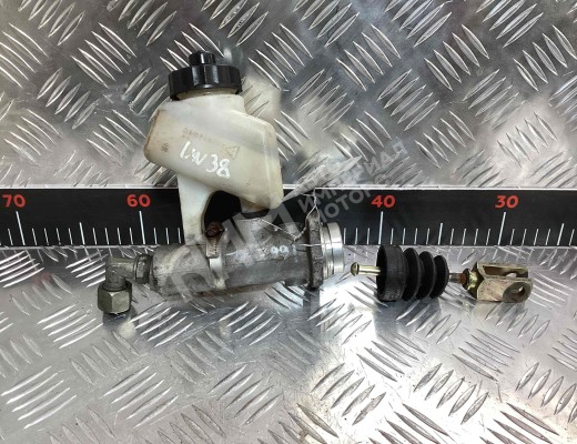 Цилиндр сцепления главный Renault Midlum I 2000-2006  Renault Midlum Midlum I 2000-2006