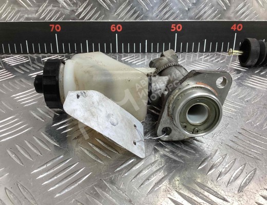 Цилиндр сцепления главный Renault Midlum I 2000-2006  Renault Midlum Midlum I 2000-2006