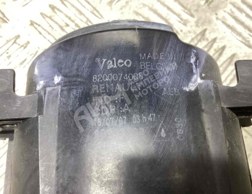 Фара противотуманная левая Renault Megane II 2002-2006  Renault Megane Megane II 2002-2006