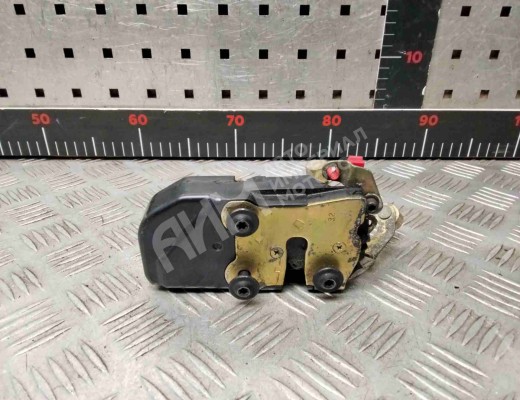 Замок двери передней правой Chrysler Voyager IV (RG) 2001-2008  Chrysler Voyager Voyager IV (RG) 2001-2008