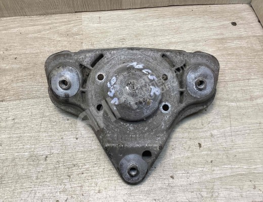 Опора амортизатора верхняя (чашка) Audi A6 C5 (4B) 1997-2001  Audi A6 A6 C5 (4B) 1997-2001