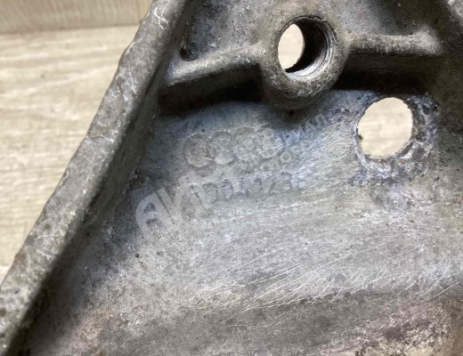 Опора амортизатора верхняя (чашка) Volkswagen Passat B5+ (3B) 2000-2005 рестайлинг  Volkswagen Passat Passat B5+ (3B) 2000-2005 рестайлинг