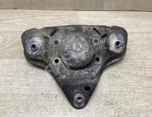 Опора амортизатора верхняя (чашка) Volkswagen Passat B5+ (3B) 2000-2005 рестайлинг  Volkswagen Passat Passat B5+ (3B) 2000-2005 рестайлинг