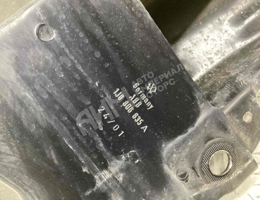 Усилитель бампера переднего Volkswagen Golf IV (1J) 1997-2004  Volkswagen Golf Golf IV (1J) 1997-2004