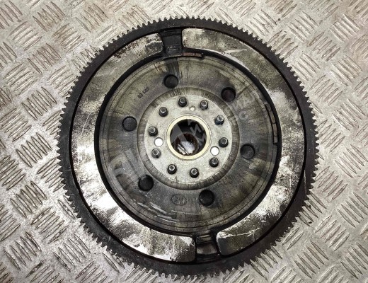 Маховик Opel Vectra C 2002-2005  Opel Vectra Vectra C 2002-2005