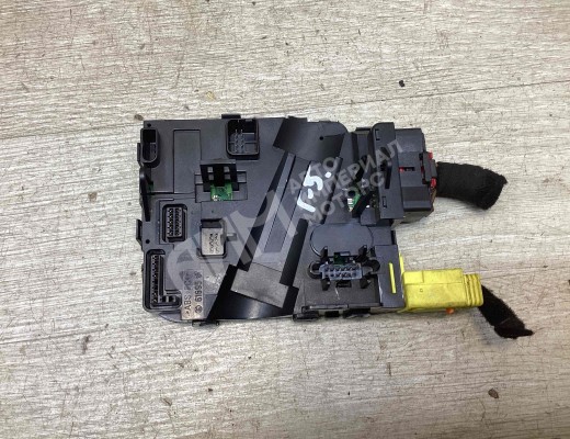 Блок управления подрулевыми переключателями Volkswagen Golf V (1K) 2004-2009  Volkswagen Golf Golf V (1K) 2004-2009