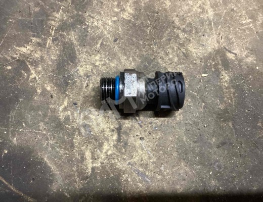 Датчик давления масла Renault Premium II 2006-2013  Renault Premium Premium II 2006-2013