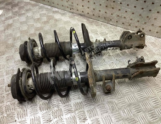 Стойка передняя правая Ford Ka II 2008-2016  Ford Ka Ka II 2008-2016