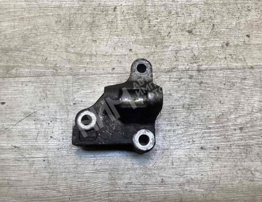 Кронштейн гидроусилителя Nissan Primera II (P11) 1996-2002  Nissan Primera Primera II (P11) 1996-2002