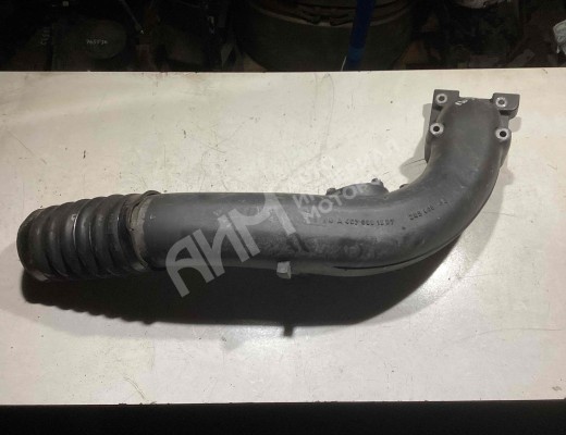 Патрубок впускного коллектора Mercedes Axor 2001-н.в.  Mercedes Axor Axor 2001-н.в.