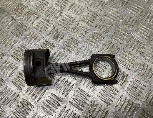 Поршень Opel Corsa B 1993-2000  Opel Corsa Corsa B 1993-2000