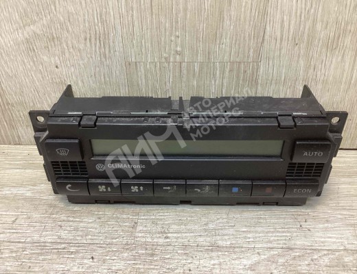 Блок управления печки/климат-контроля Volkswagen Passat B5+ (3B) 2000-2005 рестайлинг  Volkswagen Passat Passat B5+ (3B) 2000-2005 рестайлинг
