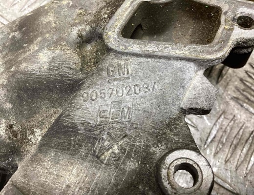 Помпа Opel Corsa C 2000-2003  Opel Corsa Corsa C 2000-2003