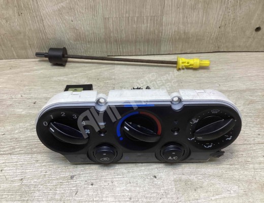 Блок управления печки/климат-контроля Ford Fiesta V 2001-2008  Ford Fiesta Fiesta V 2001-2008