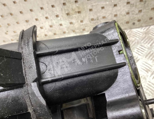 Коллектор впускной Ford Focus II 2005-2008  Ford Focus Focus II 2005-2008