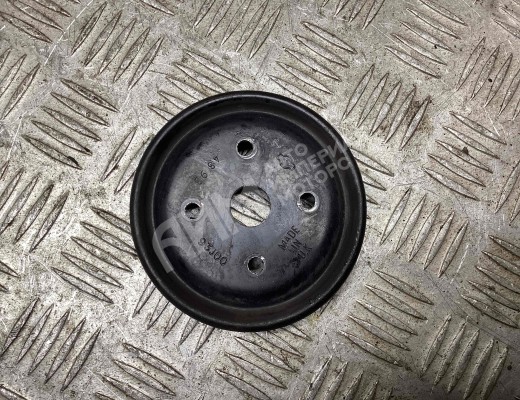 Шкив помпы Nissan Primera I (P10) 1990-1996  Nissan Primera Primera I (P10) 1990-1996