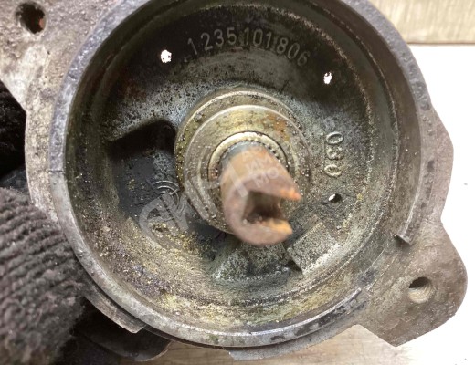 Распределитель зажигания (трамблёр) Mercedes E (W124) 1985-1996  Mercedes E E (W124) 1985-1996