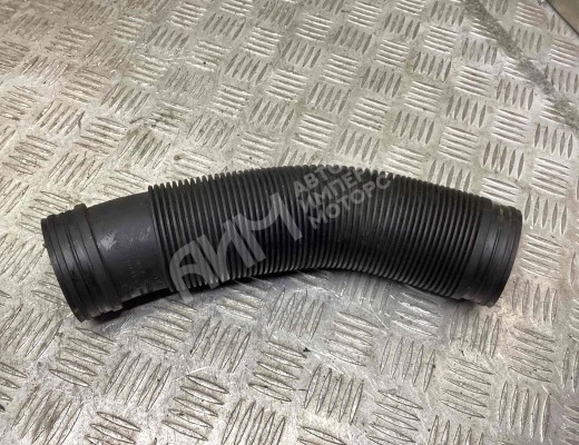 Патрубок воздушного фильтра Volkswagen Golf IV (1J) 1997-2004  Volkswagen Golf Golf IV (1J) 1997-2004