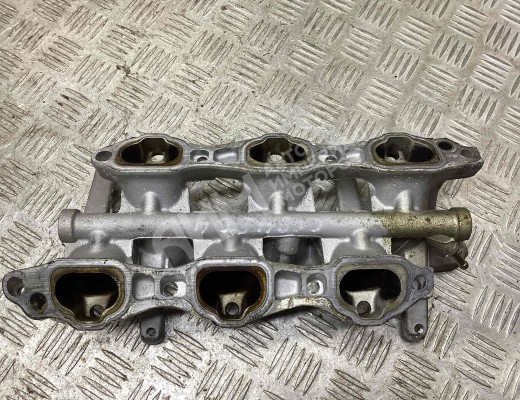 Коллектор впускной Mitsubishi Galant VIII 1996-2003  Mitsubishi Galant Galant VIII 1996-2003