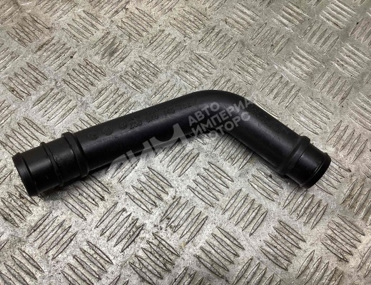 Патрубок интеркулера Volkswagen Polo III (6N/6K) 1994-2002  Volkswagen Polo Polo III (6N/6K) 1994-2002