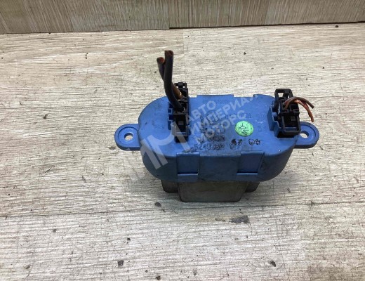 Сопротивление печки Volkswagen Touareg I (7L) 2002-2006  Volkswagen Touareg Touareg I (7L) 2002-2006