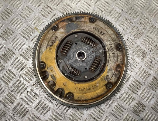 Комплект сцепления Volkswagen Golf III (1H) 1991-1997  Volkswagen Golf Golf III (1H) 1991-1997