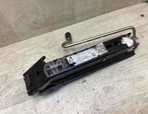 Домкрат Volkswagen Golf V (1K) 2004-2009  Volkswagen Golf Golf V (1K) 2004-2009