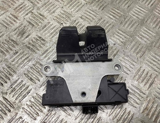 Замок багажника Ford Focus II 2005-2008  Ford Focus Focus II 2005-2008