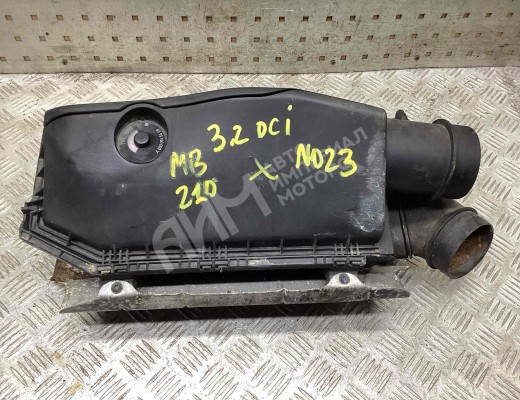 Корпус воздушного фильтра Mercedes E (W210) 1999-2002 рестайлинг  Mercedes E E (W210) 1999-2002 рестайлинг