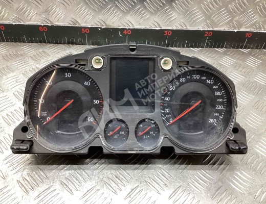 Щиток приборов (приборная панель) Volkswagen Passat B6 (3C) 2005-2010  Volkswagen Passat Passat B6 (3C) 2005-2010