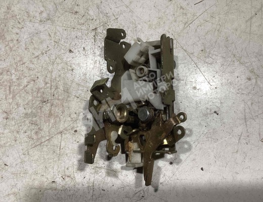 Замок двери передней правой Mercedes Atego I 1998-2012  Mercedes Atego Atego I 1998-2012