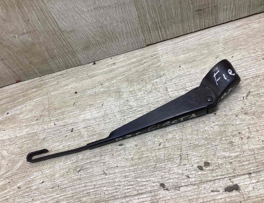 Щеткодержатель задний Ford Fiesta V 2001-2008  Ford Fiesta Fiesta V 2001-2008