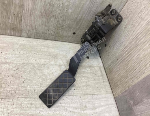 Педаль газа Volkswagen Transporter T5 (7H) 2003-2015  Volkswagen Transporter Transporter T5 (7H) 2003-2015