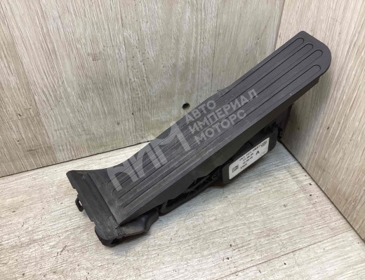 Педаль газа Volkswagen Golf+ V (5M) 2005-2014  Volkswagen Golf Plus Golf+ V (5M) 2005-2014