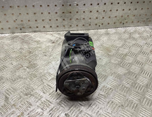 Компрессор кондиционера Volkswagen Passat B5 (3B) 1996-2000  Volkswagen Passat Passat B5 (3B) 1996-2000