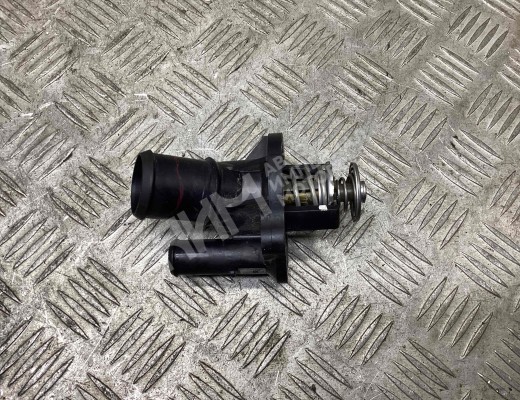 Корпус термостата Ford Mondeo III 2003-2007 рестайлинг  Ford Mondeo Mondeo III 2003-2007 рестайлинг