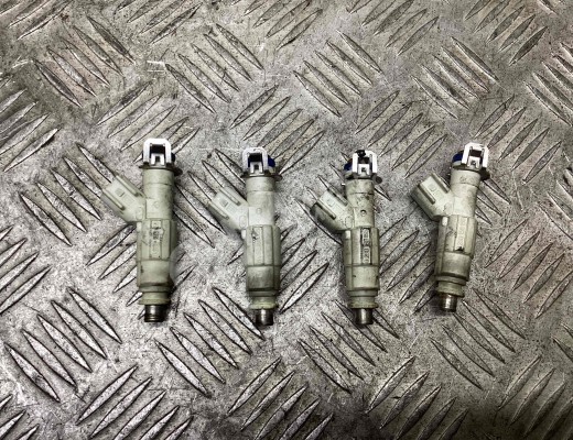 Форсунка Ford Mondeo III 2003-2007 рестайлинг  Ford Mondeo Mondeo III 2003-2007 рестайлинг