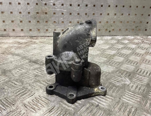 Корпус термостата Nissan X-trail (T30) 2004-2007 рестайлинг  Nissan X-Trail X-trail (T30) 2004-2007 рестайлинг