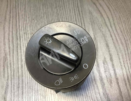 Переключатель света Volkswagen Passat B5+ (3B) 2000-2005 рестайлинг  Volkswagen Passat Passat B5+ (3B) 2000-2005 рестайлинг