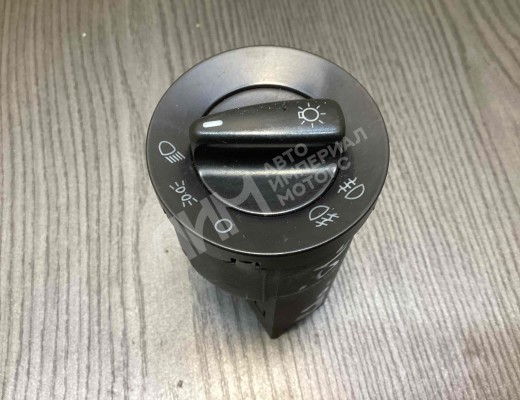 Переключатель света Volkswagen Golf IV (1J) 1997-2004  Volkswagen Golf Golf IV (1J) 1997-2004