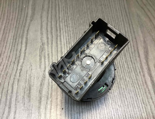 Переключатель света Volkswagen Passat B5 (3B) 1996-2000  Volkswagen Passat Passat B5 (3B) 1996-2000