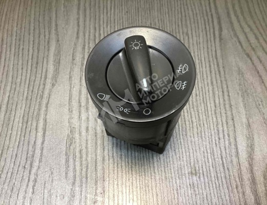 Переключатель света Volkswagen Golf IV (1J) 1997-2004  Volkswagen Golf Golf IV (1J) 1997-2004