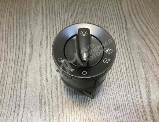 Переключатель света Volkswagen Golf IV (1J) 1997-2004  Volkswagen Golf Golf IV (1J) 1997-2004