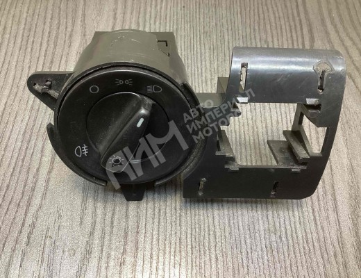Переключатель света Volkswagen Passat B5 (3B) 1996-2000  Volkswagen Passat Passat B5 (3B) 1996-2000