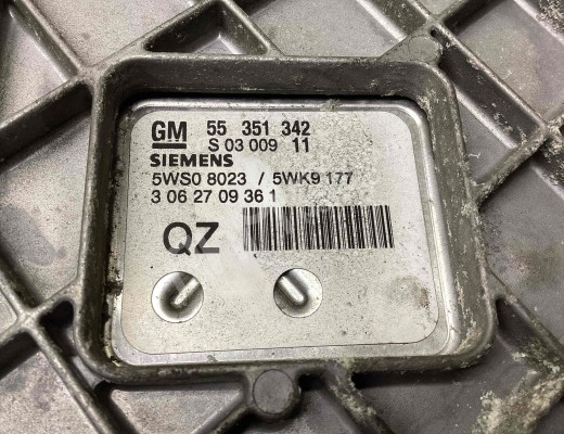 Блок управления двигателем Opel Signum 2003-2005  Opel Signum Signum 2003-2005
