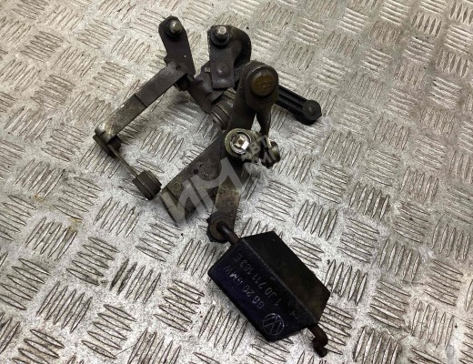 Механизм переключения передач Volkswagen Golf IV (1J) 1997-2004  Volkswagen Golf Golf IV (1J) 1997-2004