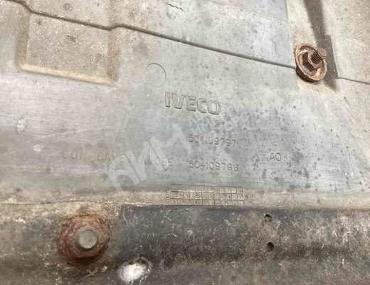 Крыло переднее левое Iveco Eurocargo III 2008-2015  Iveco Eurocargo Eurocargo III 2008-2015